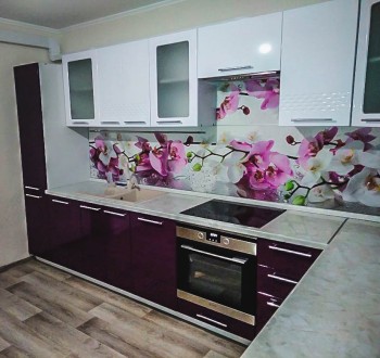 Модульная кухня Капля (Белый глянец/Лайм глянец) в Черепаново - cherepanovo.mebel54.com | фото